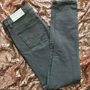 NWT Gray American Eagle High Rise Jeggings Sz 6L